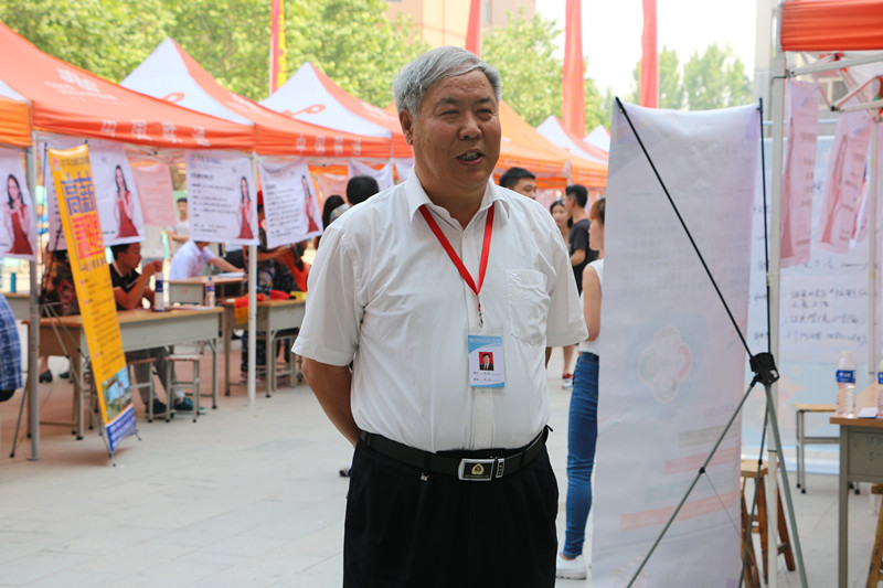 我校成功举办2017年春季校园双选会