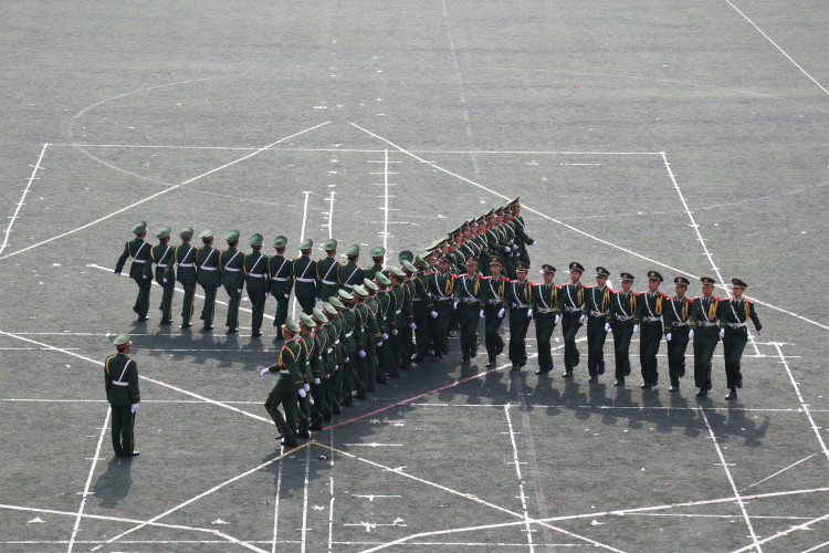 青春颂 竞技风 长城梦 ——我校2018年春季运动会隆重开幕