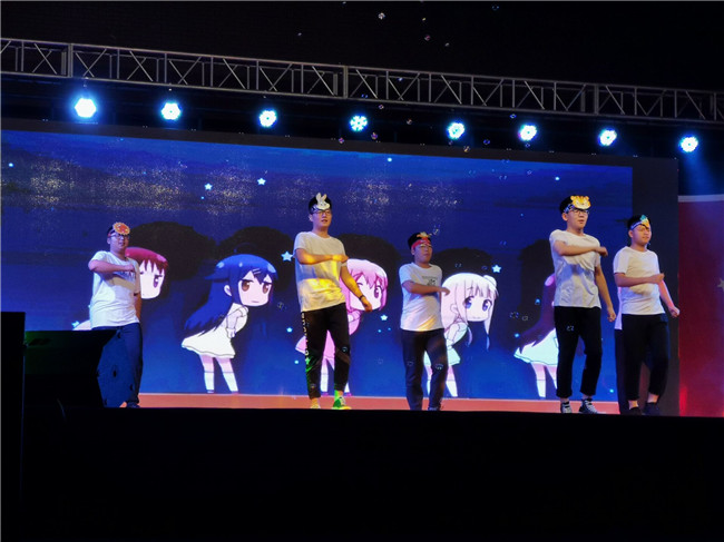 我校第二届校园文化艺术节开幕式圆满落幕