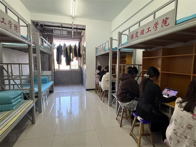 以安全教育之基，筑平安校园之厦——保定理工学院组织观看2025年春季全国消防安全公开课