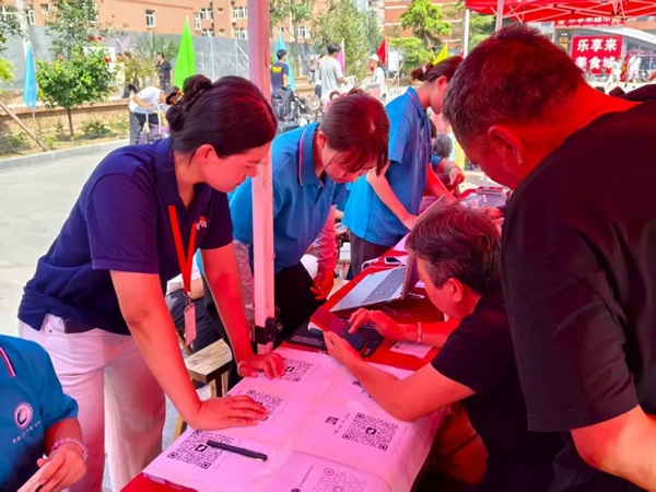 迎新季|保定理工学院|管理学院|2025迎新：服务“心”主张，温暖新征程