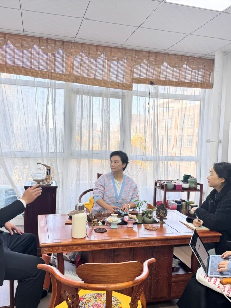 “共绘文创产教融合新蓝图”——保定理工学院艺术学院赴河北八零电子商务有限公司开展校企合作洽谈