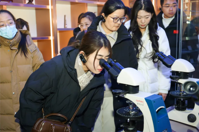 交流互鉴促提升 校际联动强党建——全市教育系统党务干部党建交流活动在我校成功举办