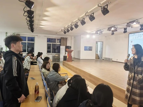 国奖学子分享进阶之路 干货满满指引成长方向