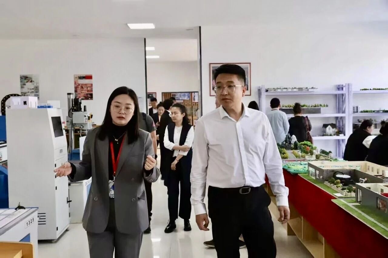 交流互鉴促发展 携手同行谱新篇｜张家口学院领导一行到保定理工学院参观交流