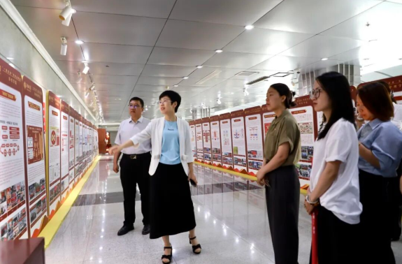 对标“一融双高”   共建育人体系——我校组织参观河北大学“一融双高”党建品牌展览