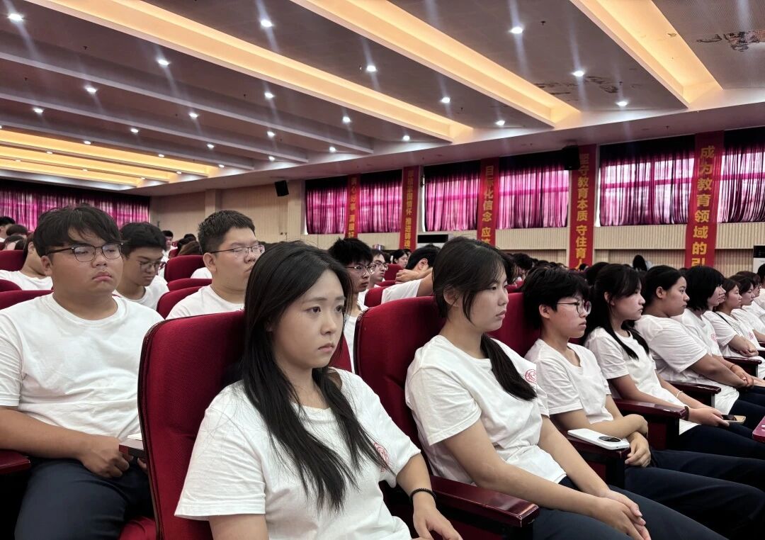 管理科学与工程学院开展“启航新程 筑梦管理”院长第一课专题讲座