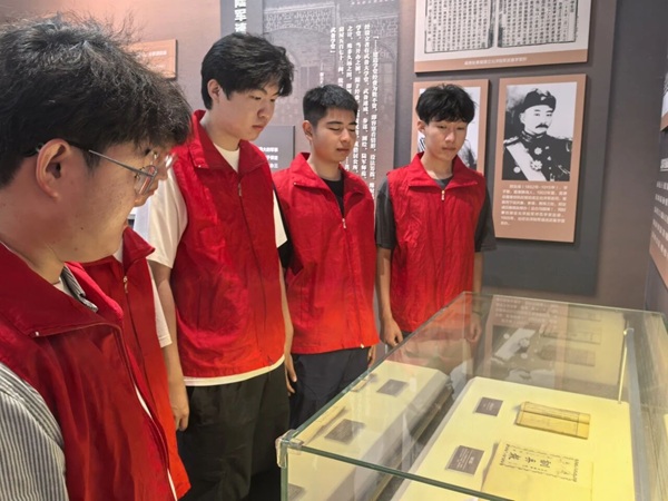 以史为鉴铭九一八 修身笃行育青年——保定理工学院管理科学与工程学院学子走进保定军校纪念馆